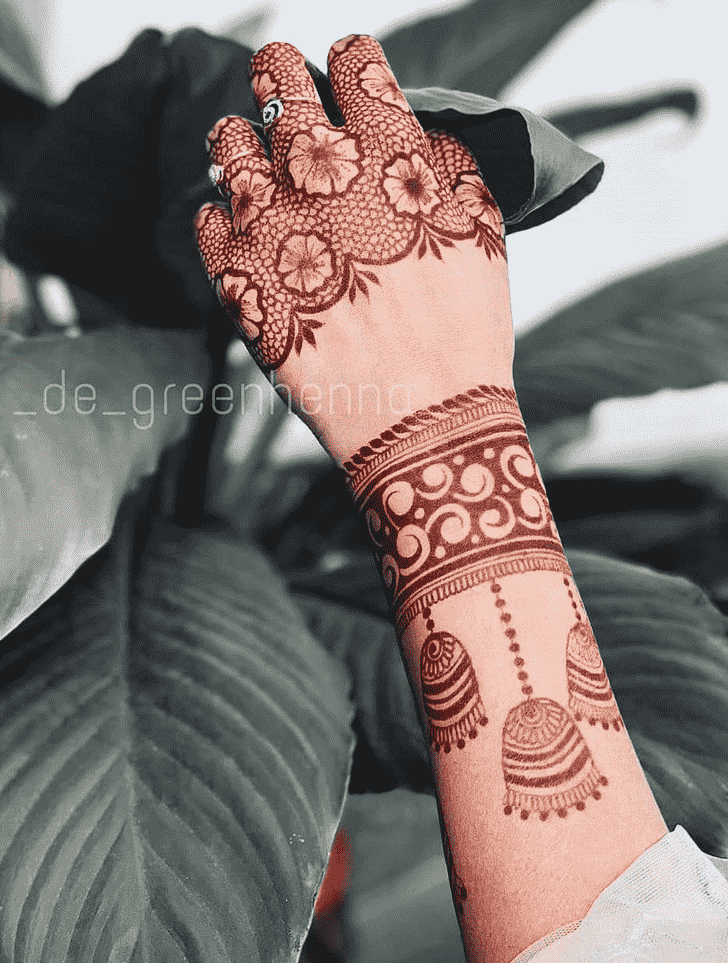 11 Gorgeous Back Hand Mehndi Designs For Girls – 2024-daiichi.edu.vn