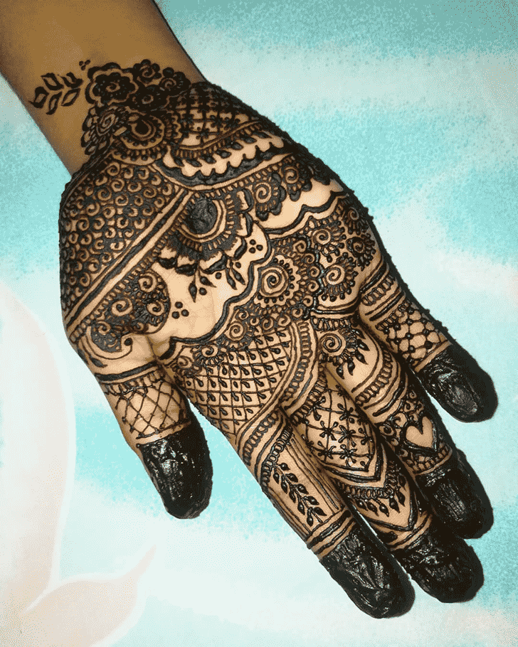 Fetching Hand Henna Design