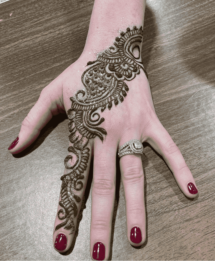 Lovely Hand Mehndi Design