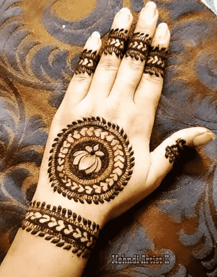 Fine Hariyali Teej Henna Design