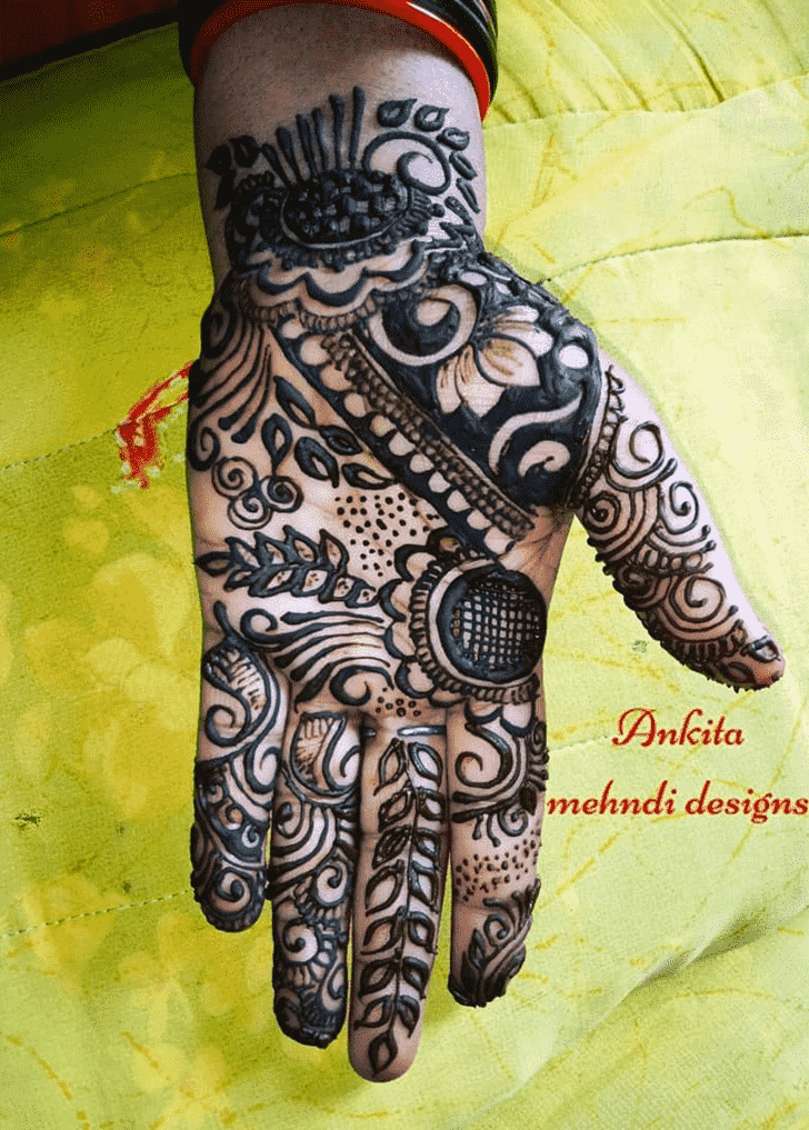 Pleasing Hariyali Teej Henna Design