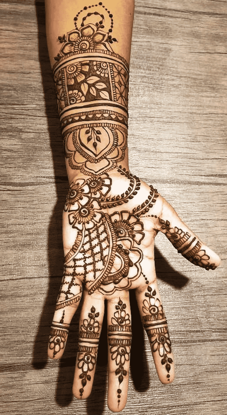 Pretty Hariyali Teej Henna Design