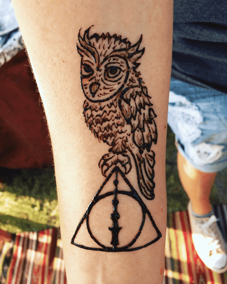 Fetching Harry Potter Henna Design