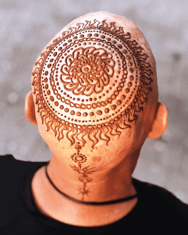 Alluring Head Henna design