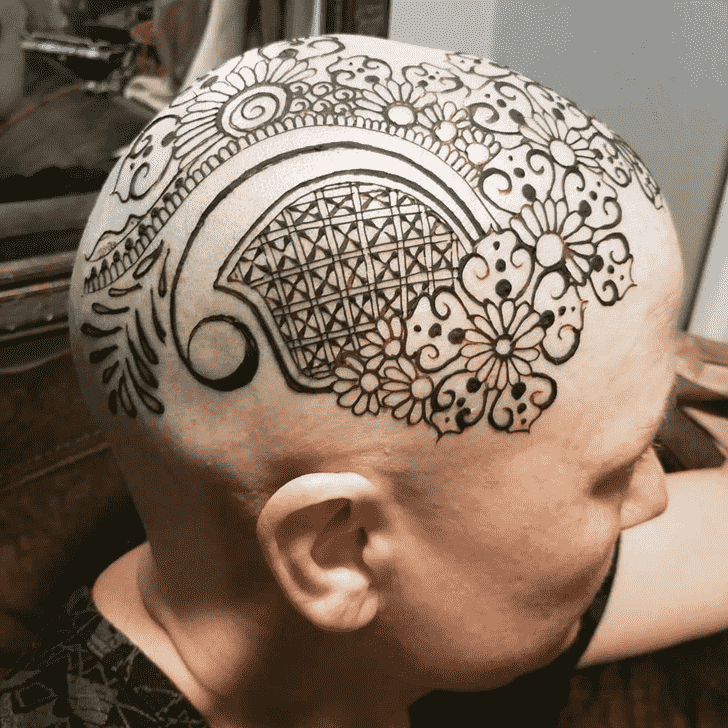 Comely Head Henna design