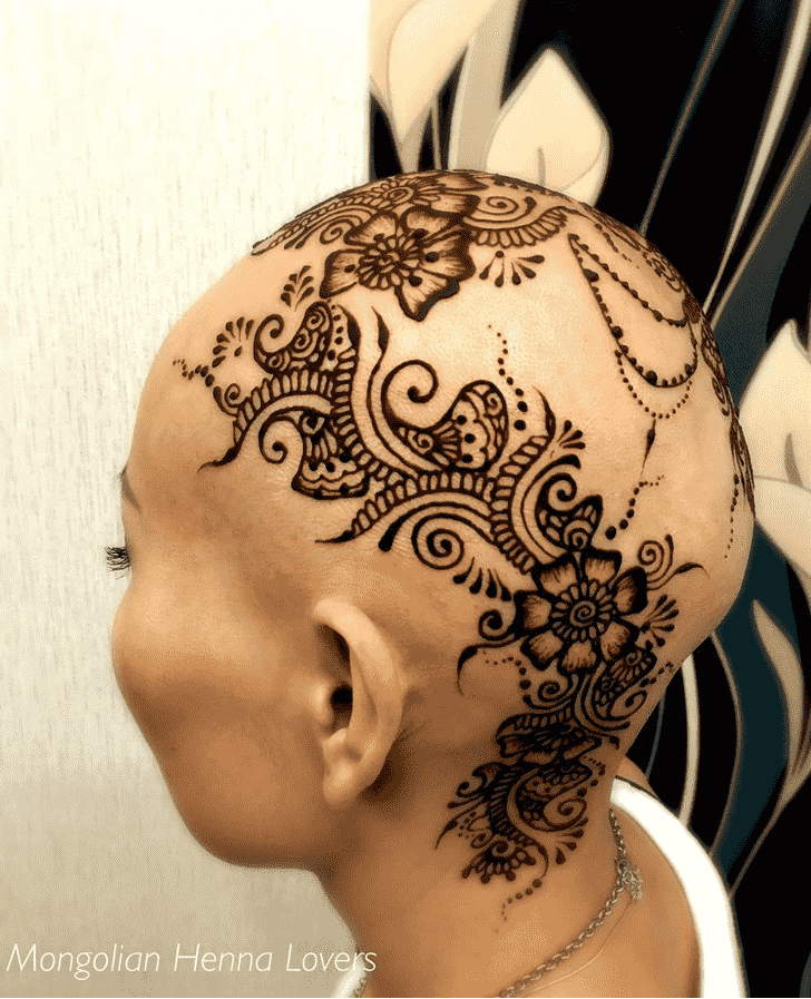 Delicate Head Henna design