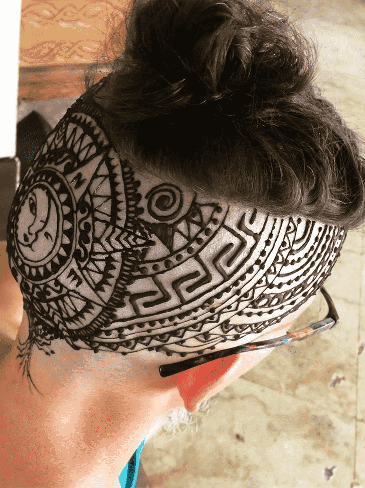 Refined Head Henna design