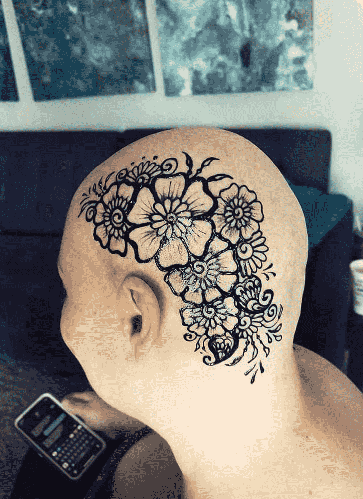 Slightly Head Henna design