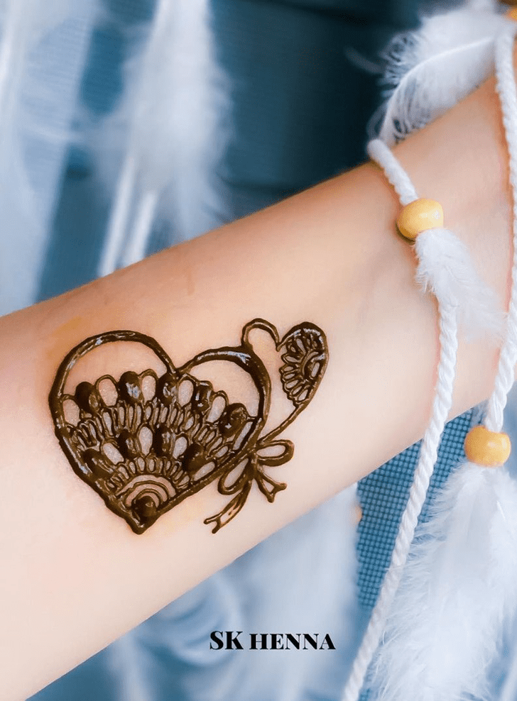 Bewitching Heart henna on Leg