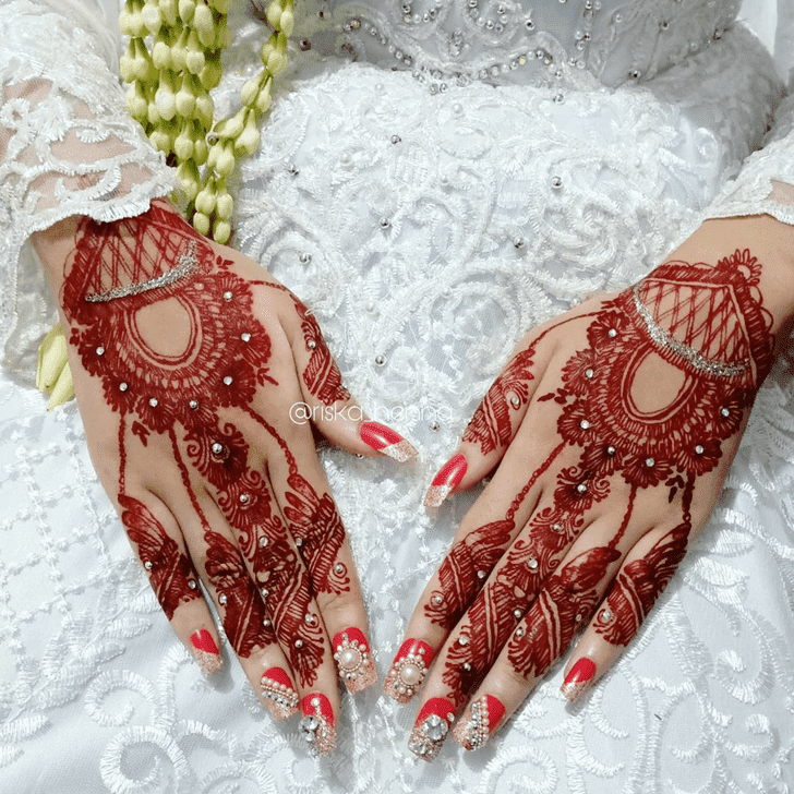 Captivating Henna Design