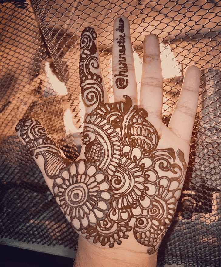 Delightful Henna Design