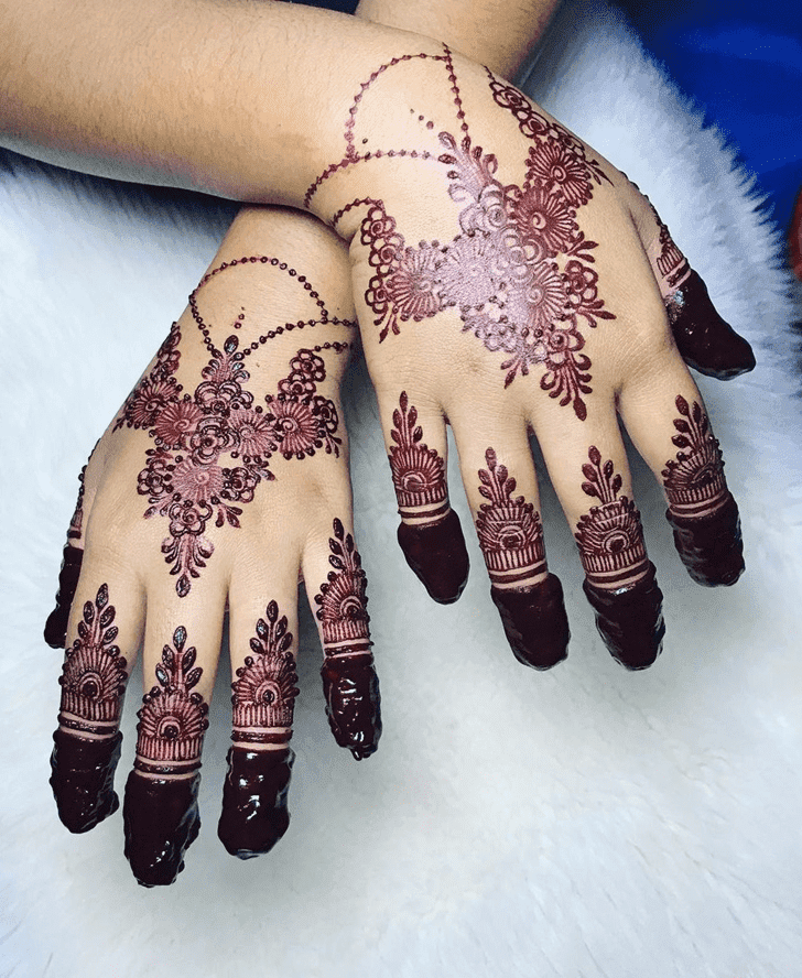 Inviting Henna Design