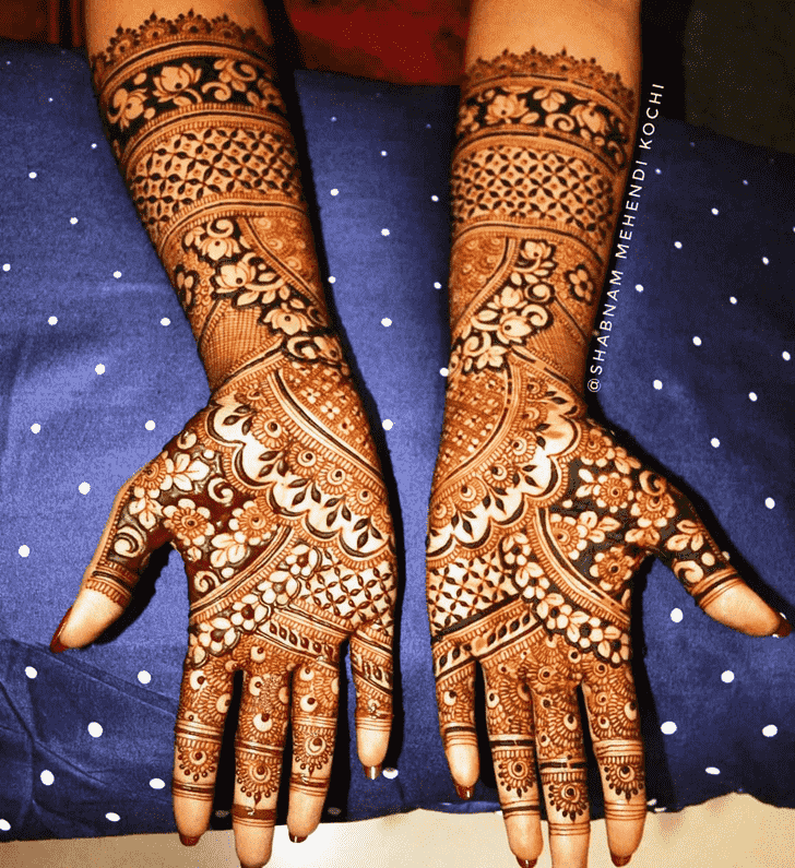 Charming Holi Henna Design