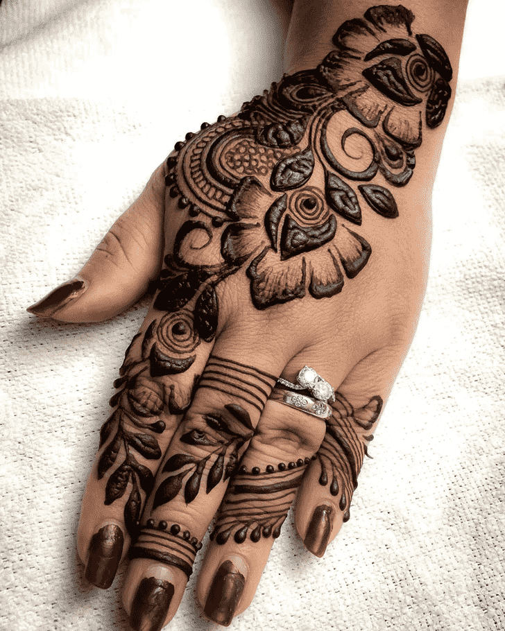 Excellent Hollywood Henna Design