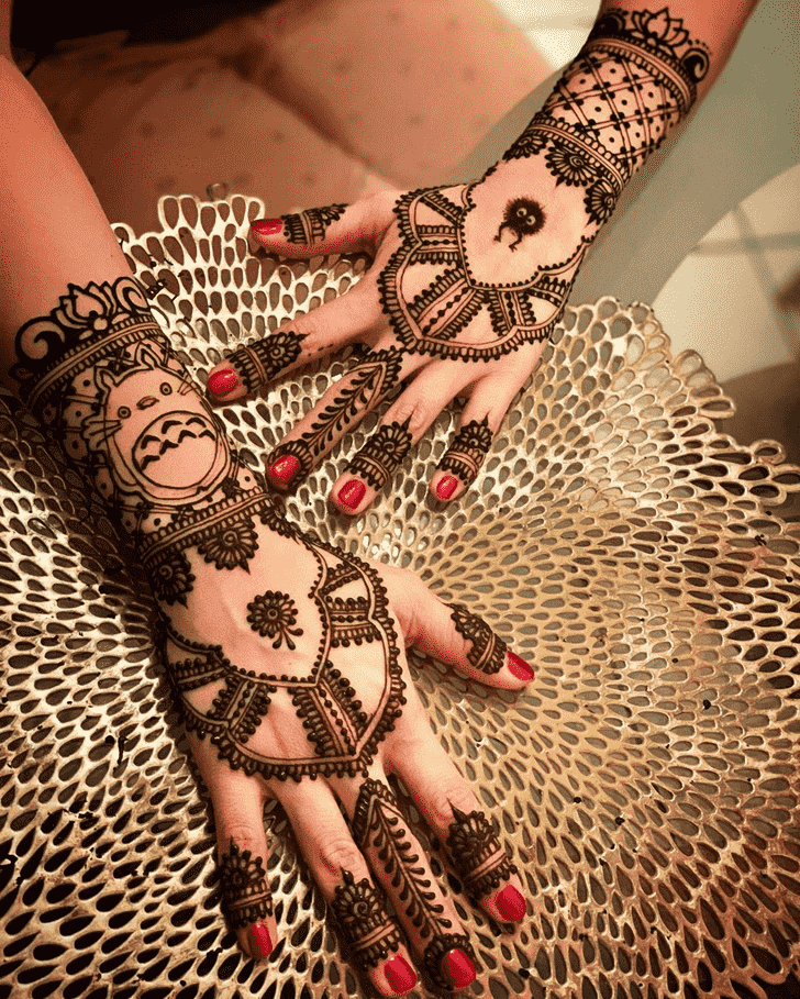 Gorgeous Hollywood Henna Design