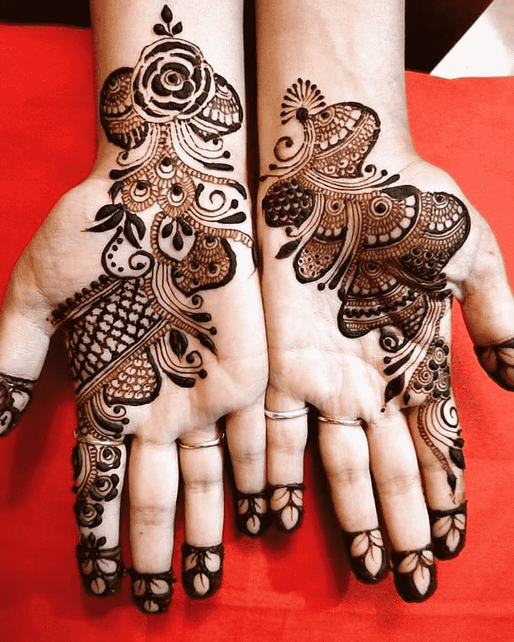 Stunning Hollywood Henna Design