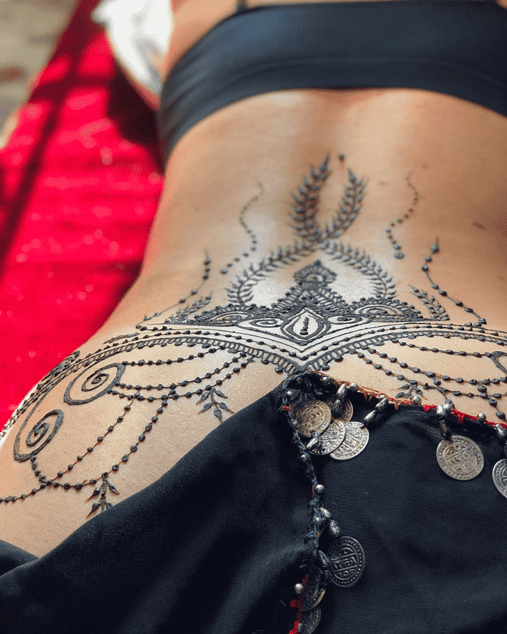 Divine Hot Henna Design