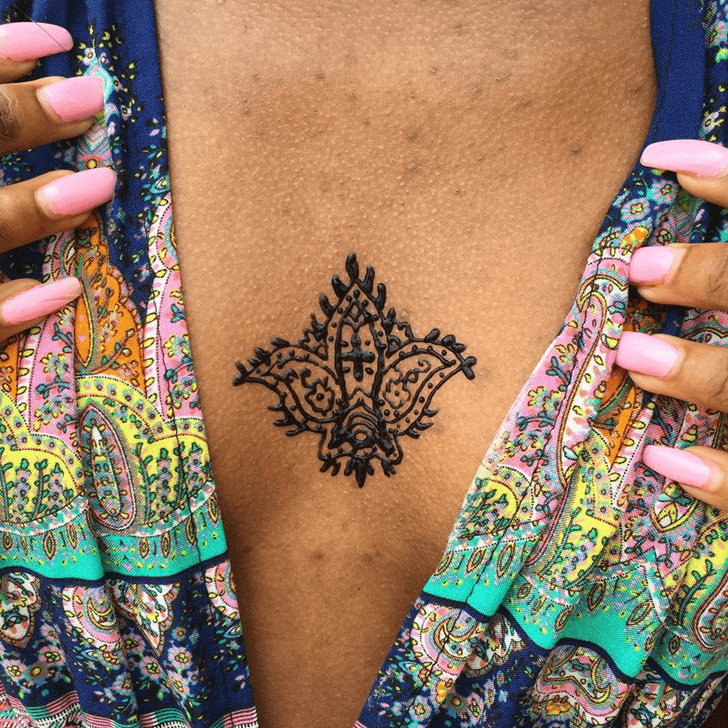 Fine Hot Henna Design