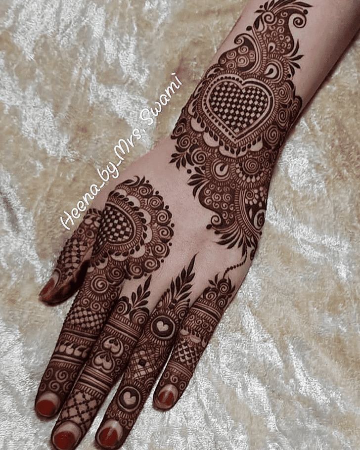 Radiant Independence Day Henna Design