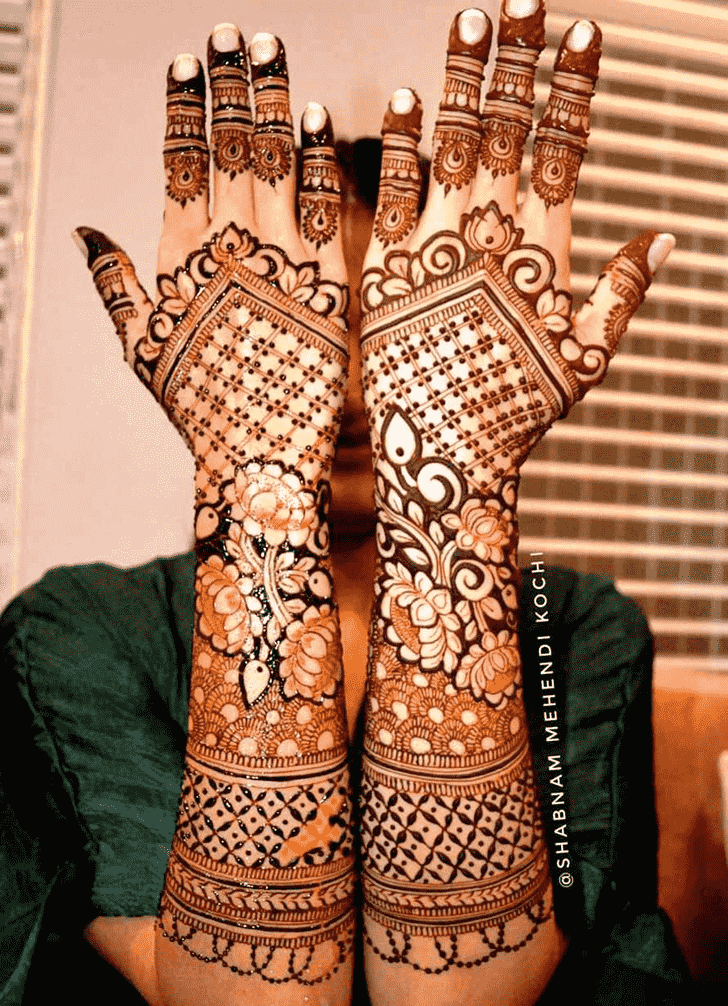 Bewitching Indian Henna design