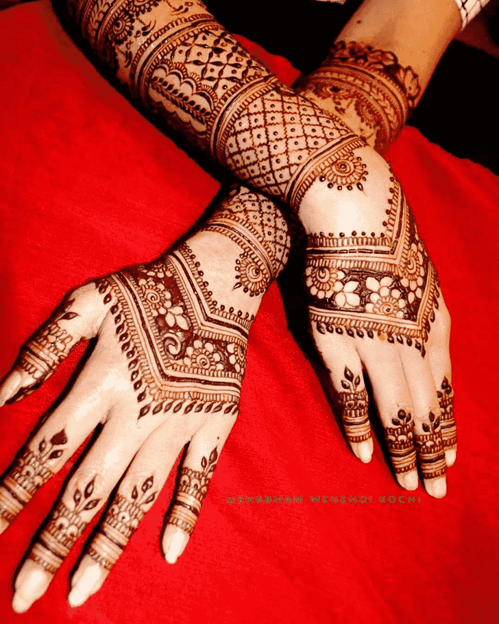 Mesmeric Indian Henna design
