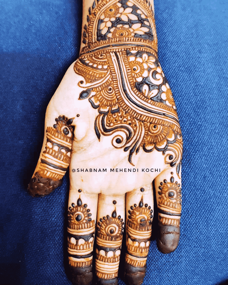 Refined Indian Henna design