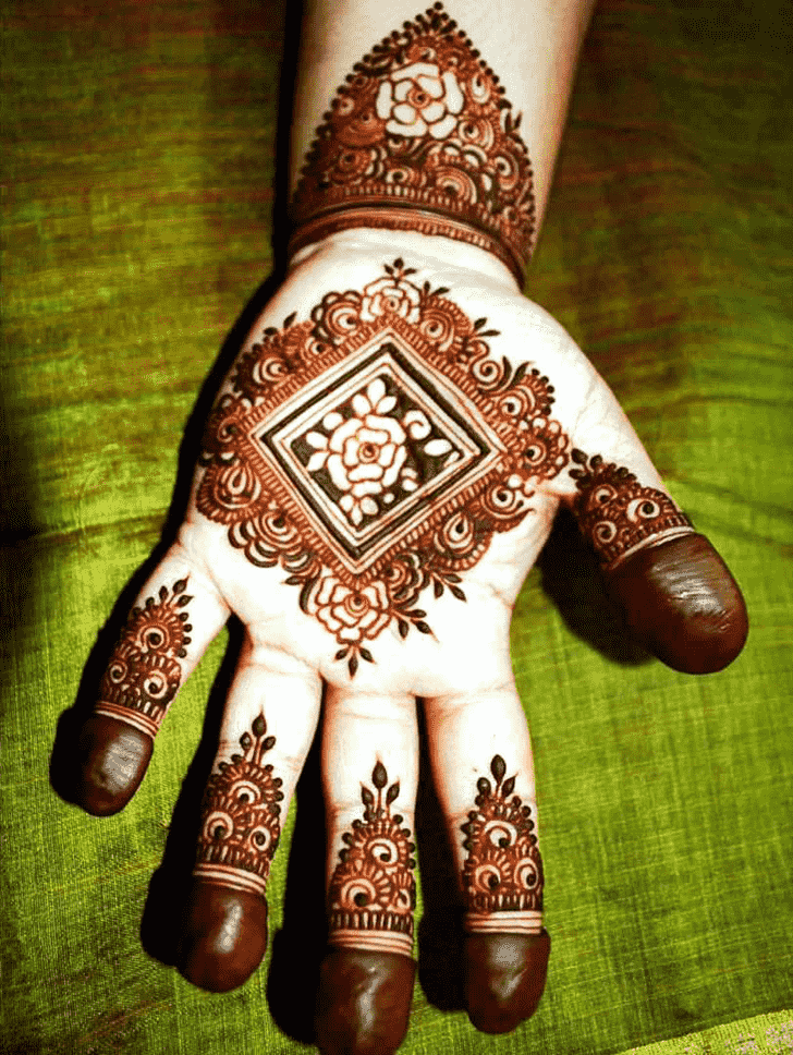 Resplendent Indian Henna design