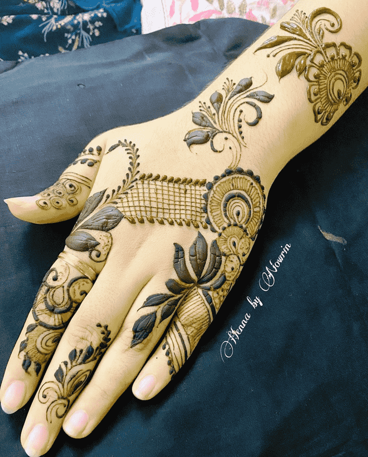 Adorable Indo Arabic Henna Design