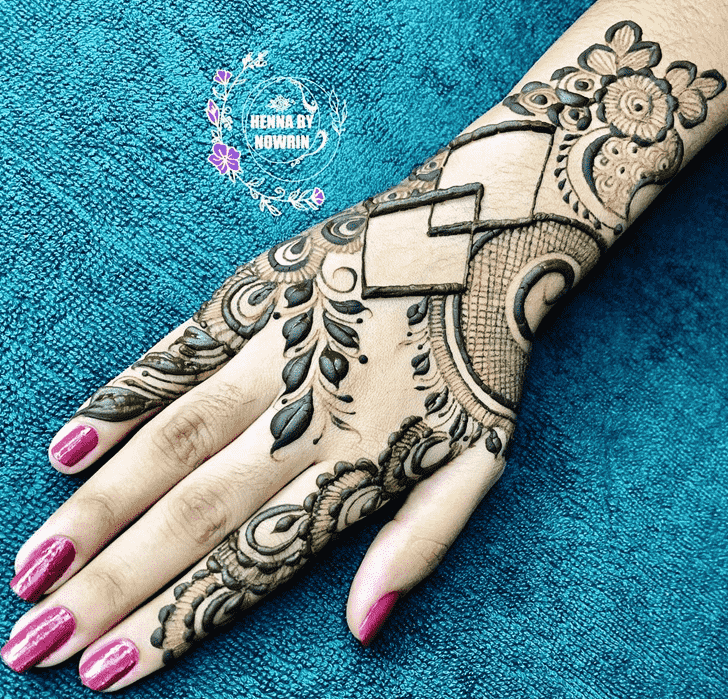 Alluring Indo Arabic Henna Design