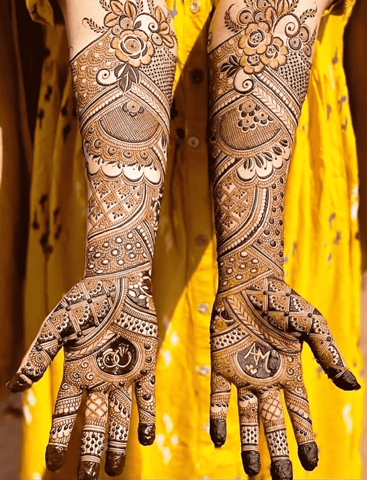 Enticing Indo Arabic Henna Design