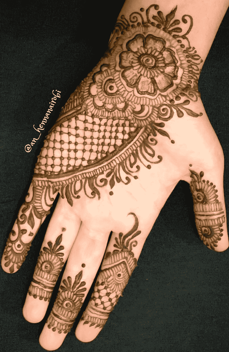 Fascinating Indo Arabic Henna Design