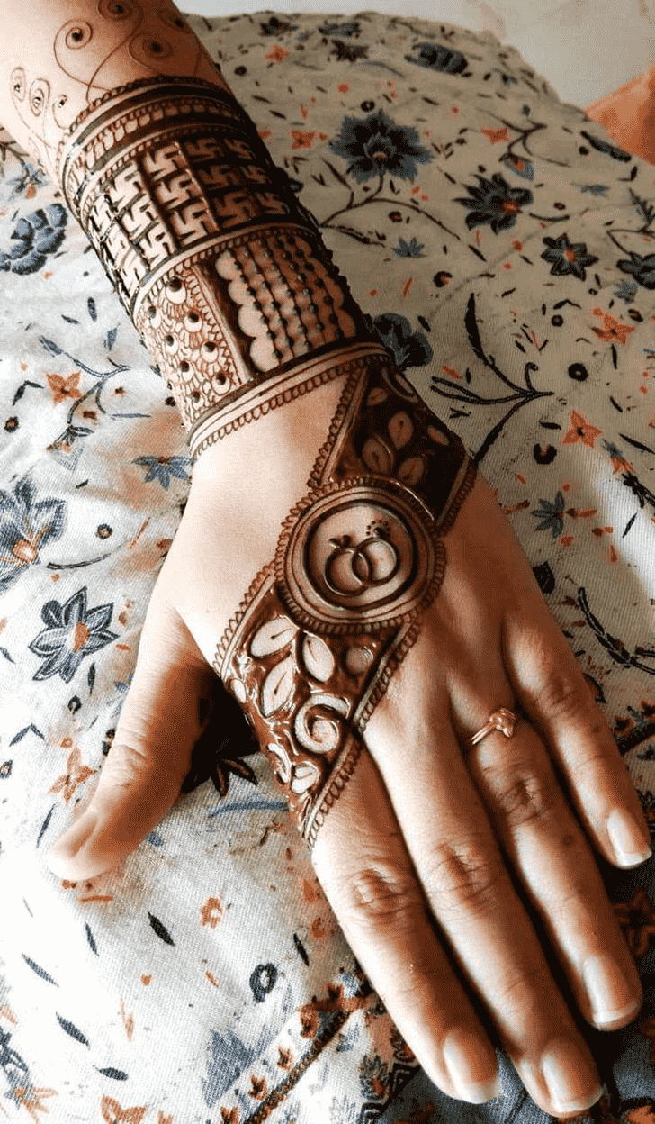 Ideal Indo Arabic Henna Design