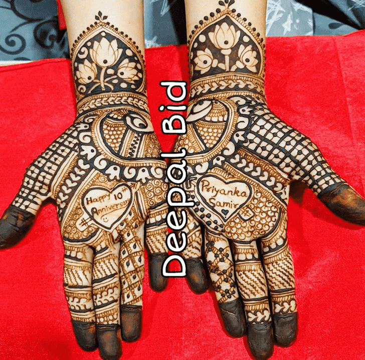 Classy Indo Western Henna Design