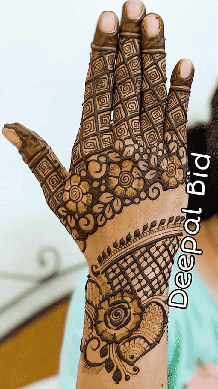 Good Looking Indo Western Henna Design