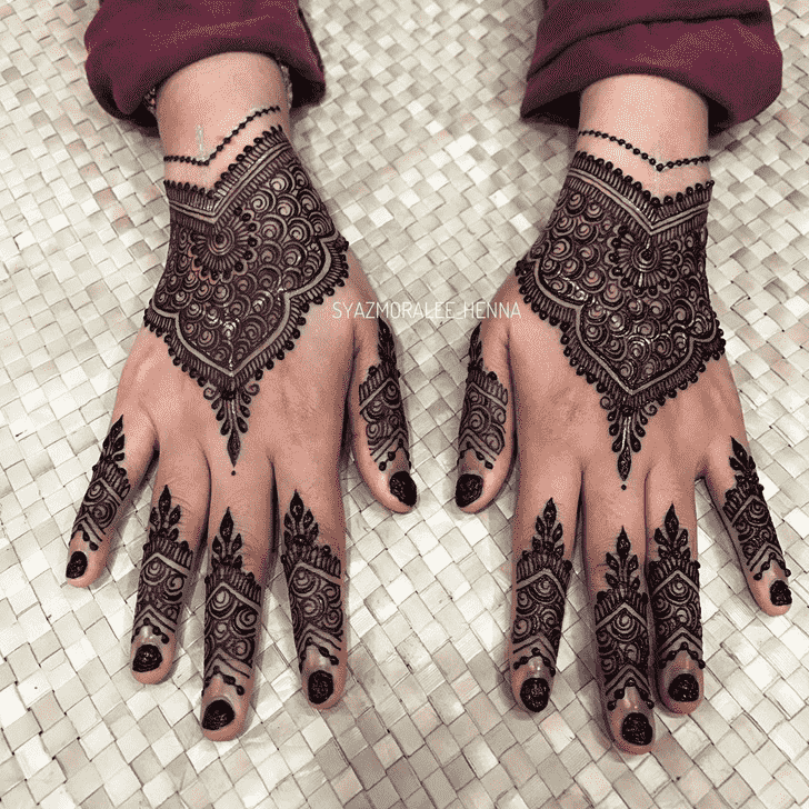Fetching Indore Henna Design