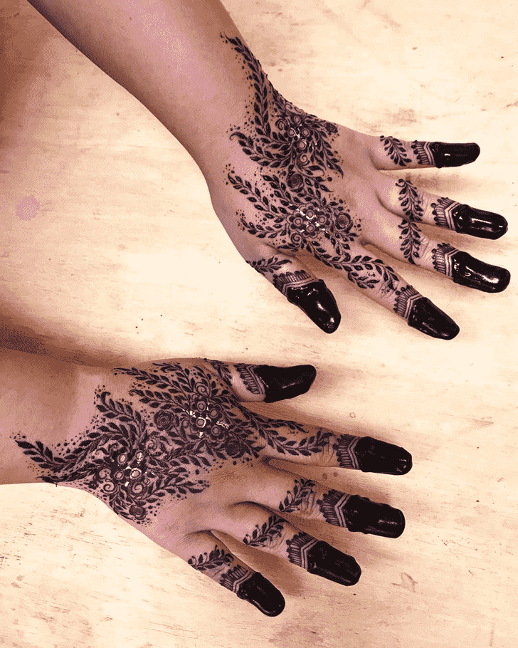 Resplendent Indore Henna Design