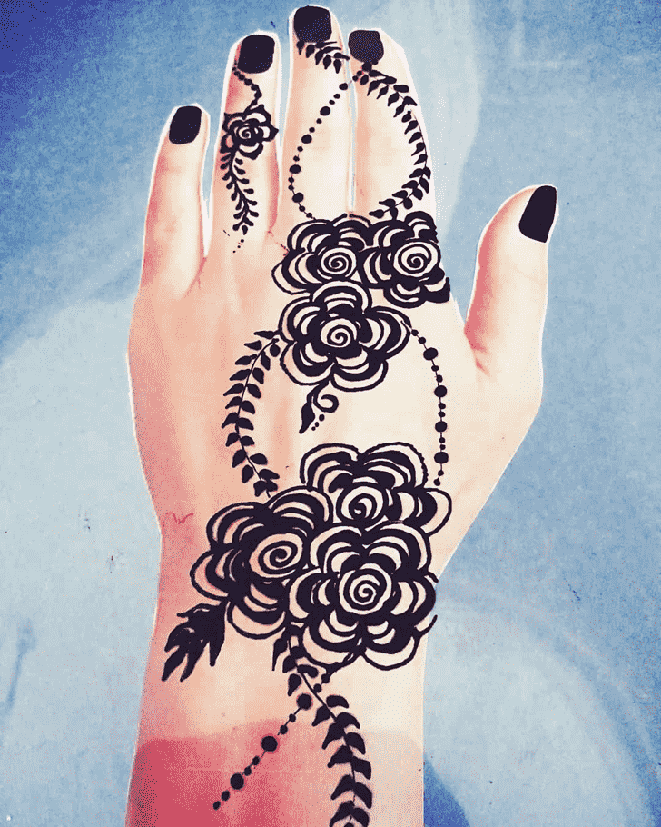 Charming Ireland Henna Design