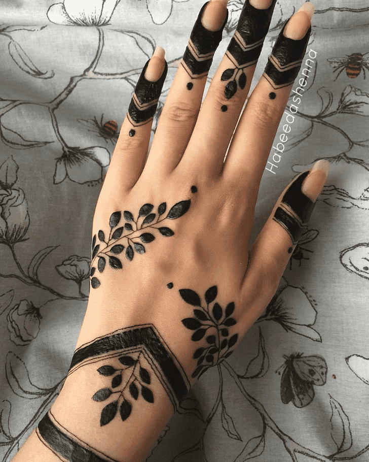 Resplendent Israel Henna Design