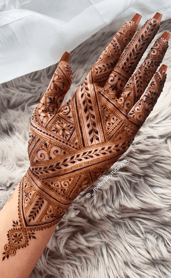 Splendid Italy Henna Design