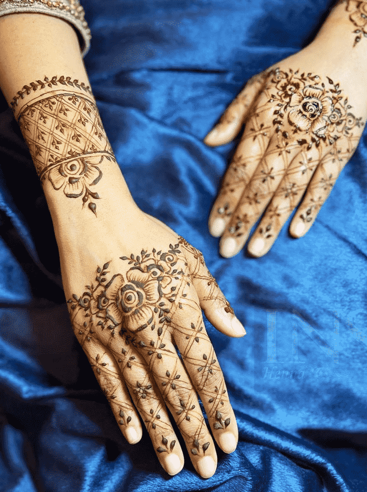 Ideal Jaipur Henna Design