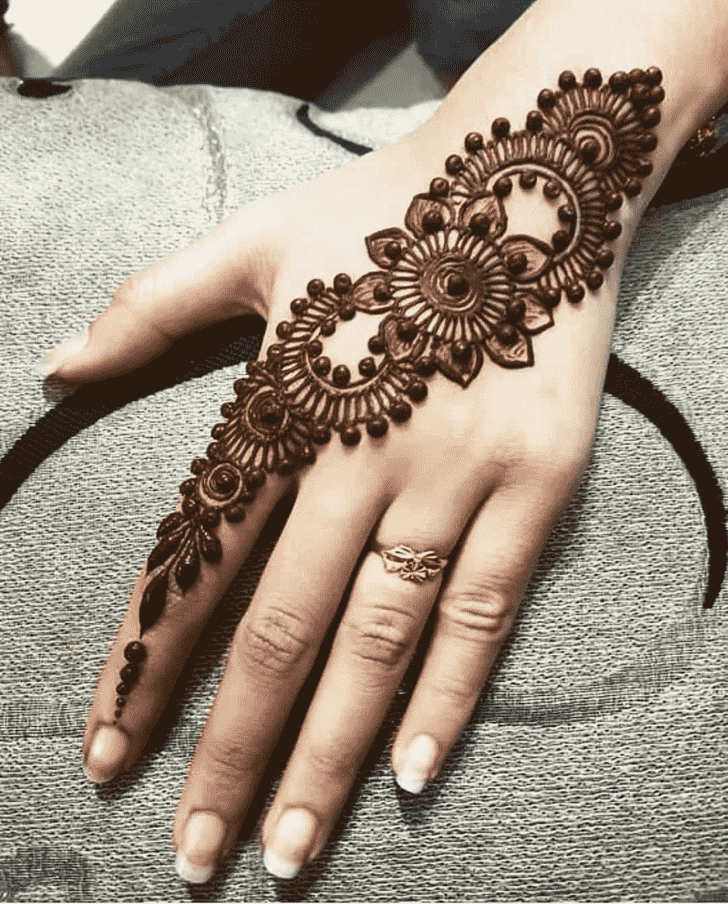 Adorable Jalalabad Henna Design