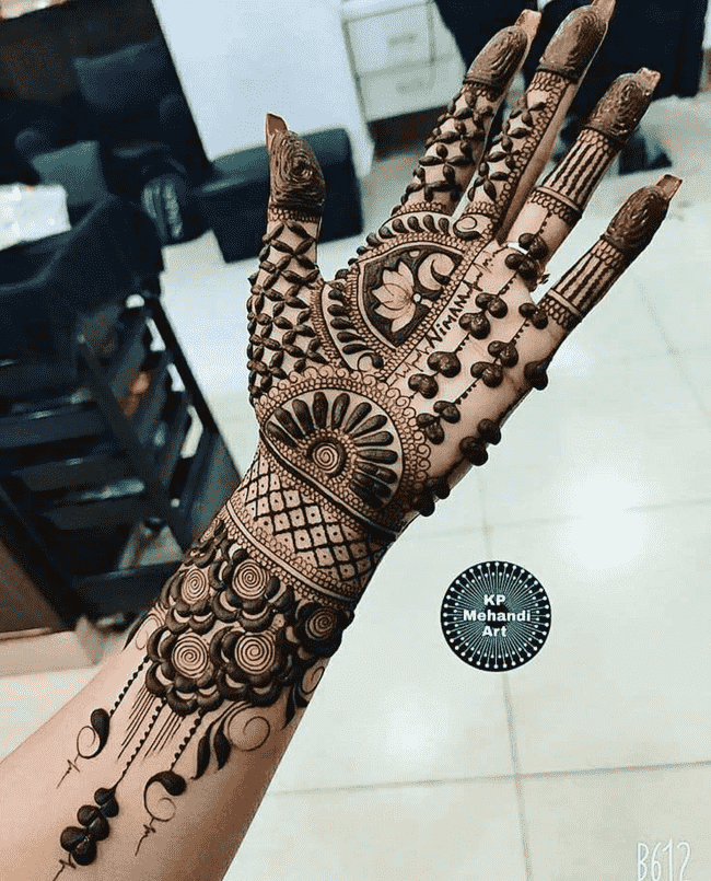 Fascinating Janakpur Henna Design