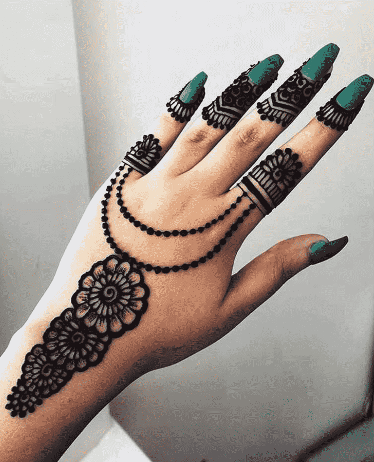 Charming Jewellery Henna Design