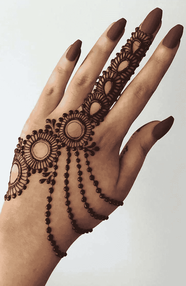 Dazzling Jewellery Henna Design