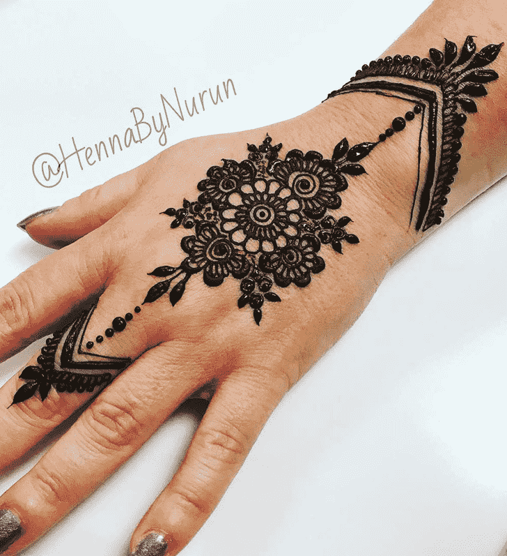 Excellent Jewelry Henna Design