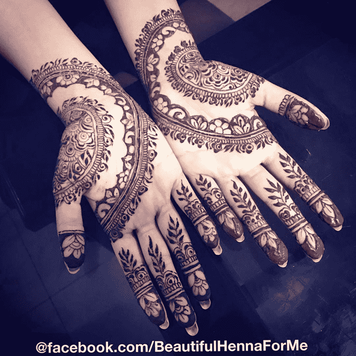 Stunning Jewelry Henna Design