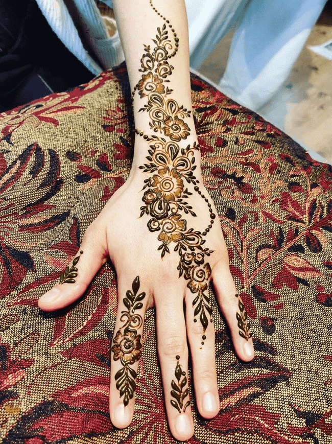 Delicate Kabul Henna Design