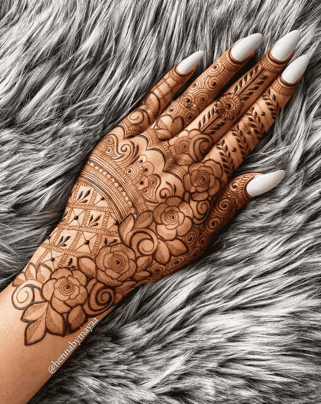 Fine Kandahar Henna Design