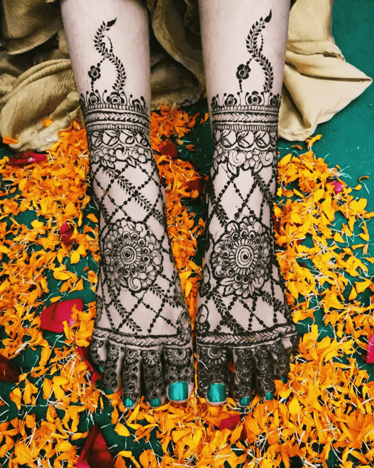 Pretty Kanpur Henna Design