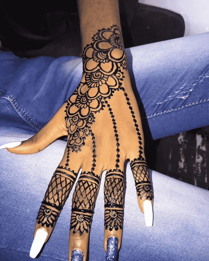 Elegant Karnataka Henna Design